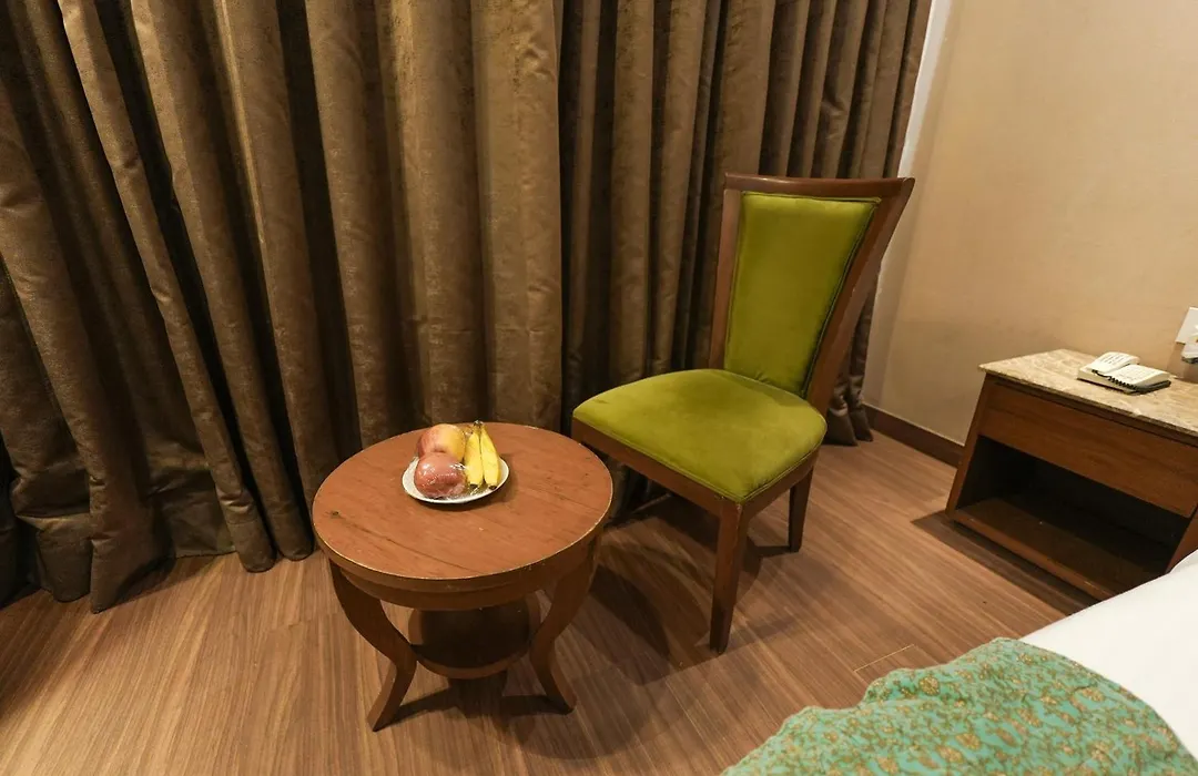 Maple Grand-1
