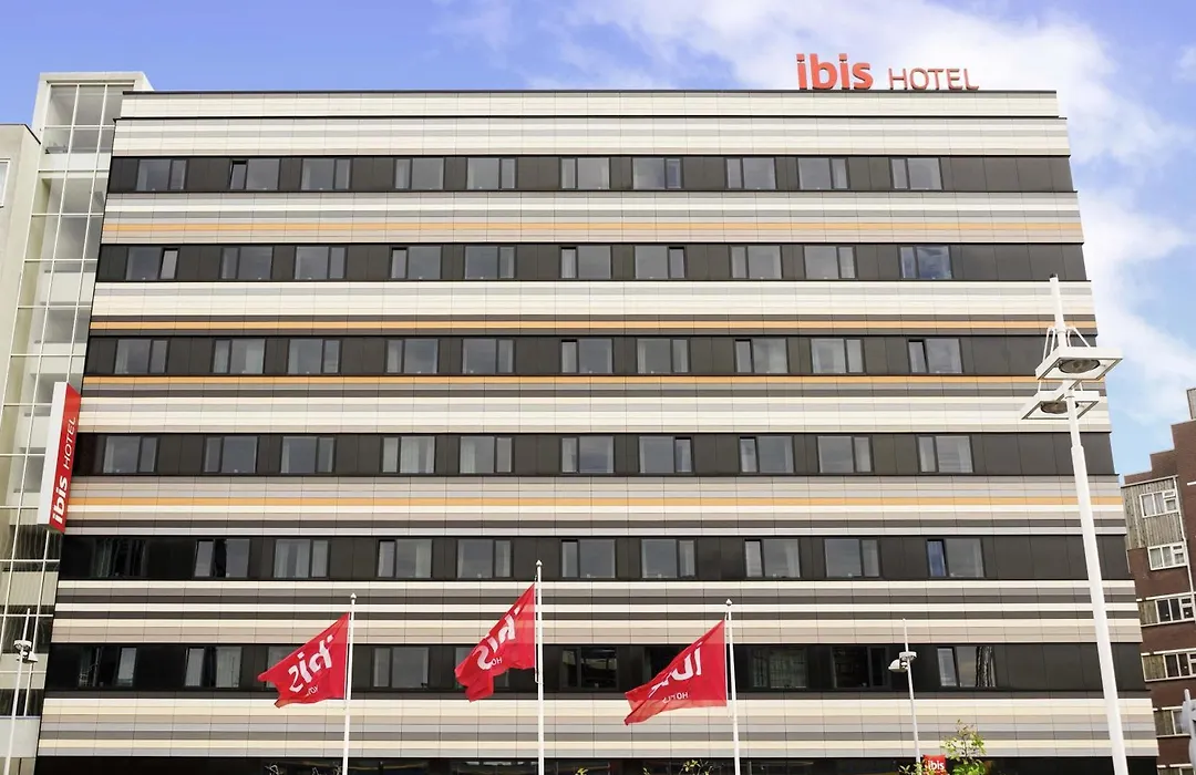 Ibis Leiden Centre-1