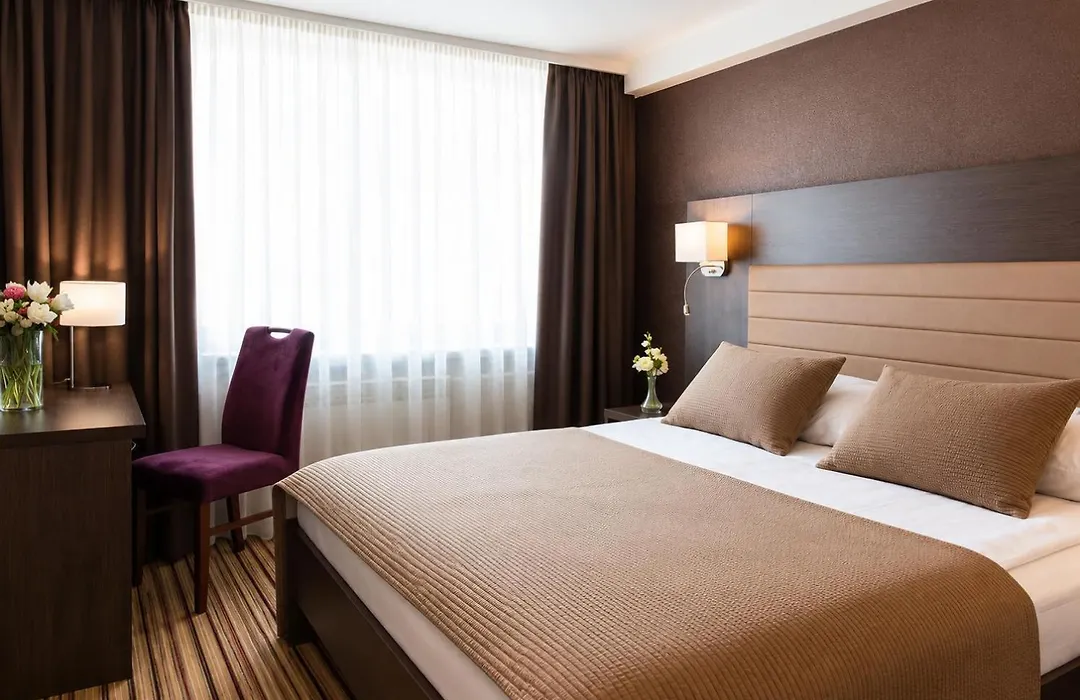 Premier Hotel Rus-1