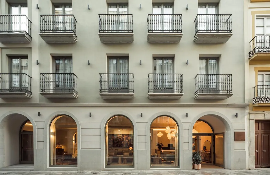 Hotel Well And Come Malaga-1