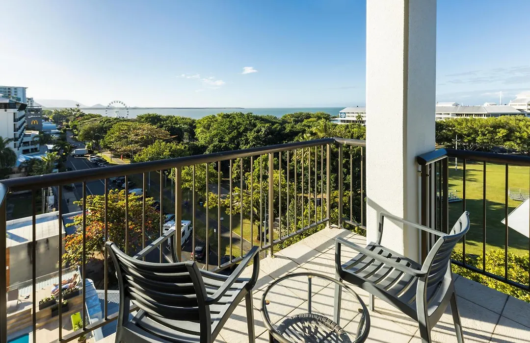 Pacific Hotel Cairns-1