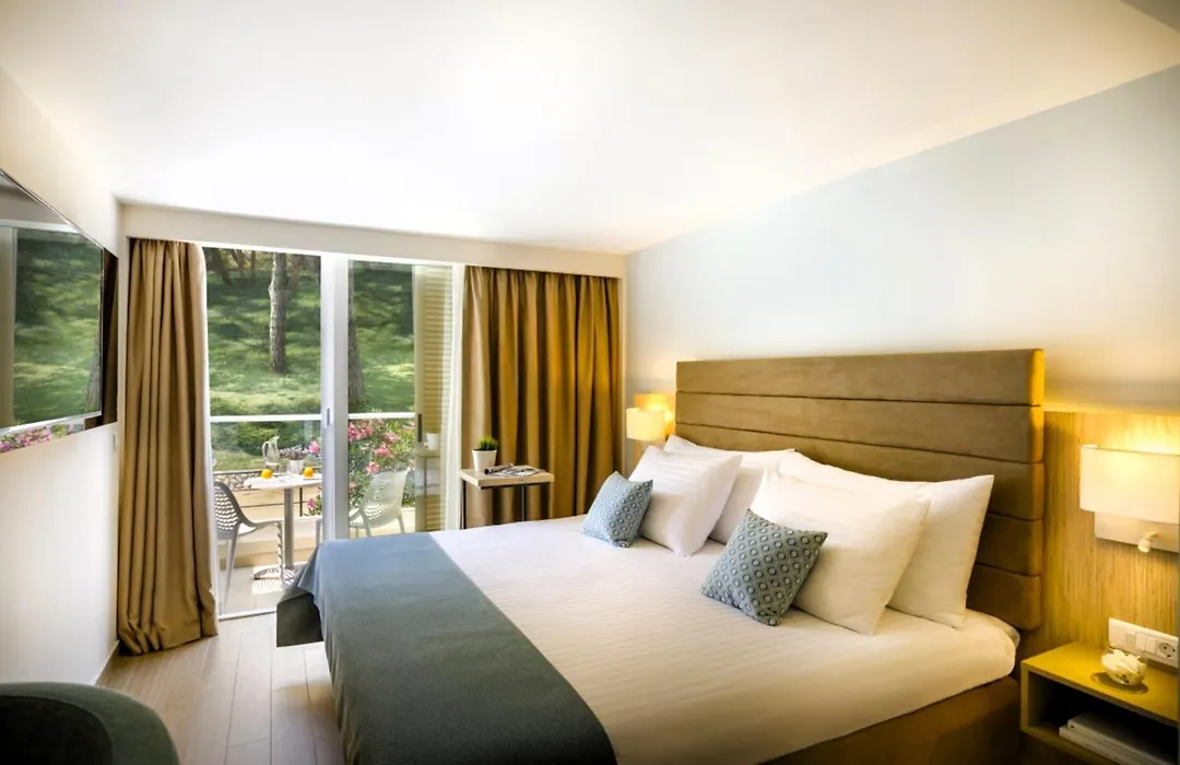 Girandella Valamar Collection Resort-1