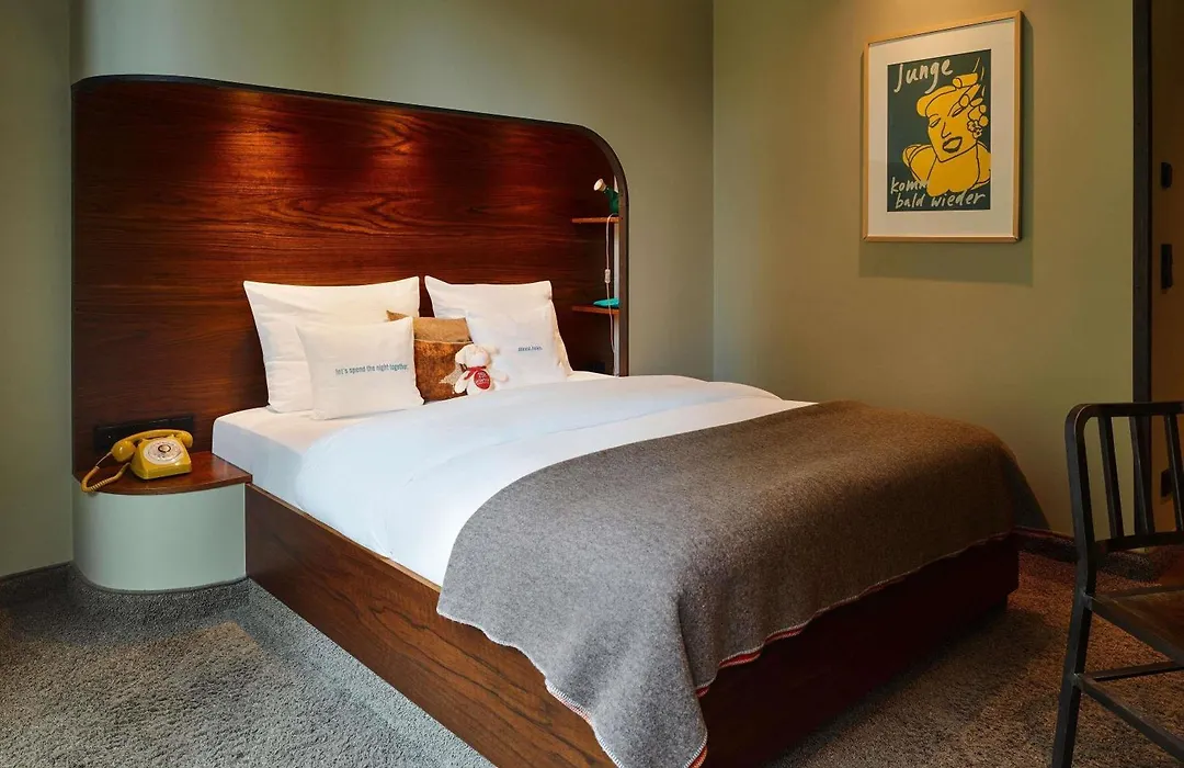 25Hours Hotel Hamburg Hafencity-1