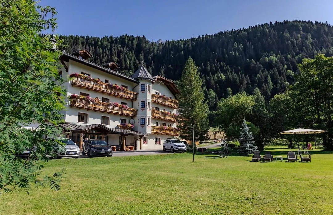 Hotel Edelweiss-1