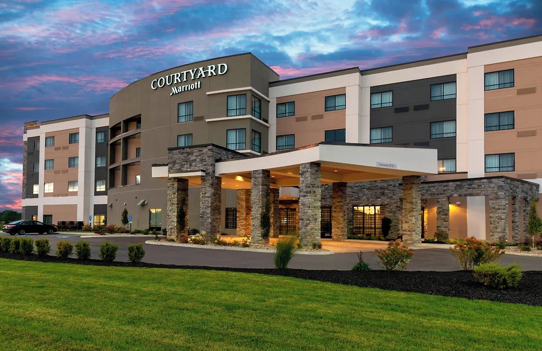 Courtyard By Marriott Cleveland Elyria-1