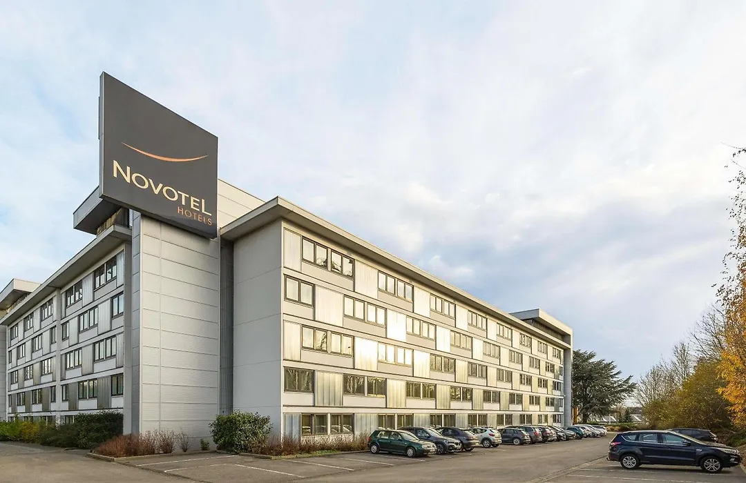 Novotel Brussels Airport-1