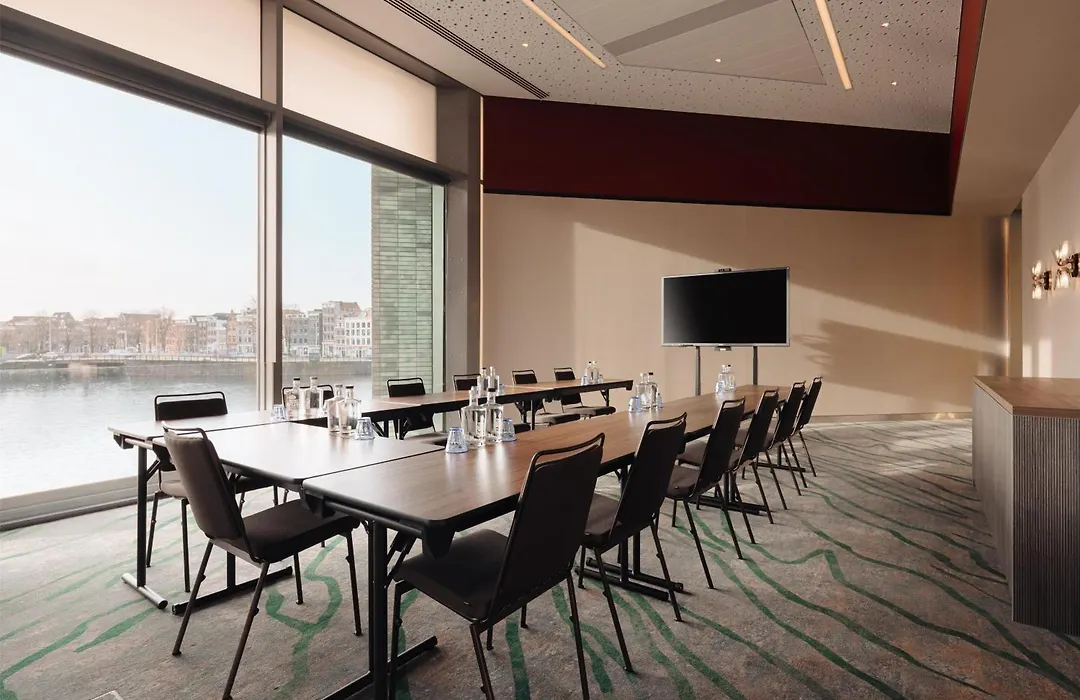 Doubletree By Hilton Amsterdam Centraal Station-1