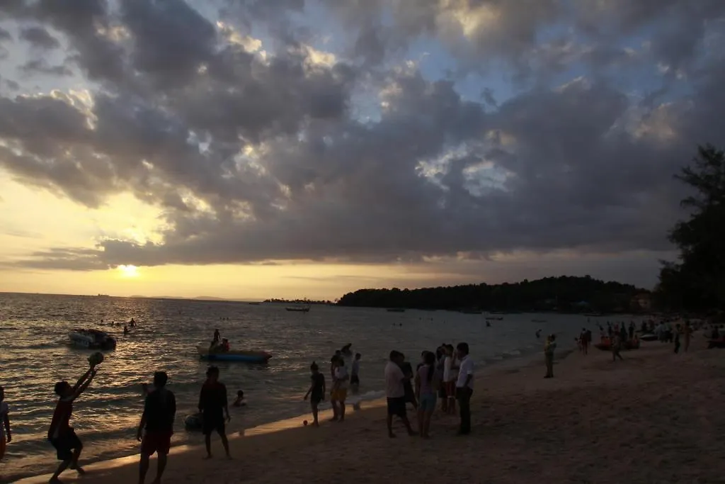 White Beach Hotel-1