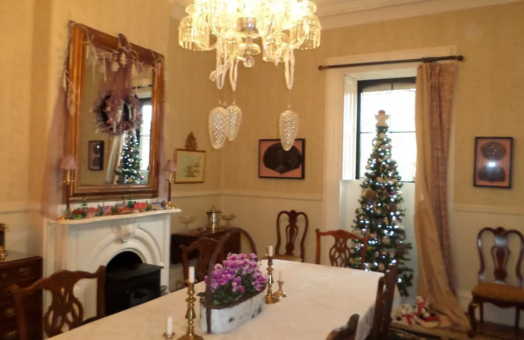 Hillard House Inn-1