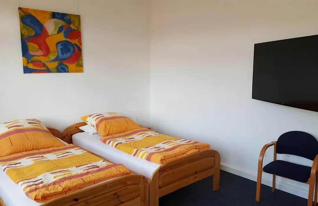 Genius Hotel Und Hostel-1