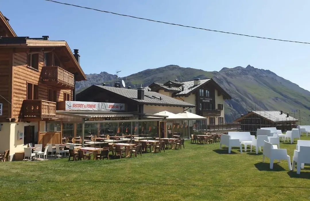 Alpino Lodge Bivio-1