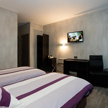 Flanders Lodge Hotel-2