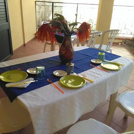 La Casa Gialla-2