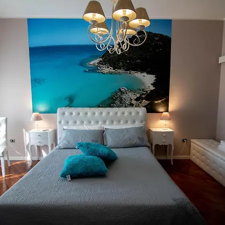 La Casa Di Adele Cagliari B&B-3