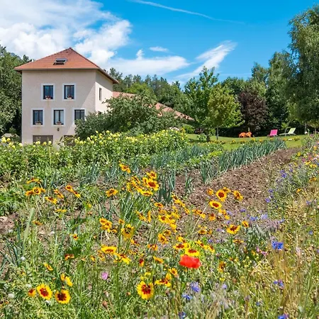 La Combe Fleurie Appartements&Chambres-2