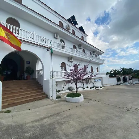 Hotel Meson Fuente del Pino-3