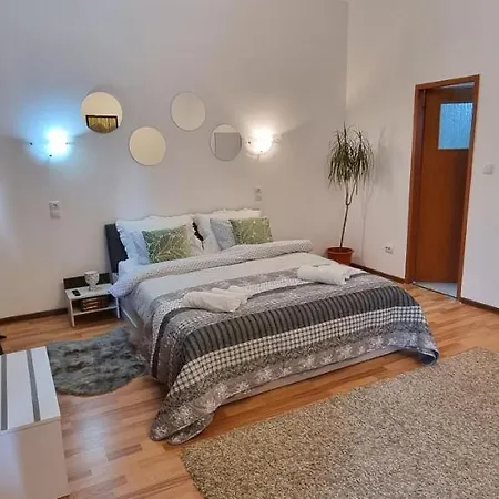 Citadel Rooms-3