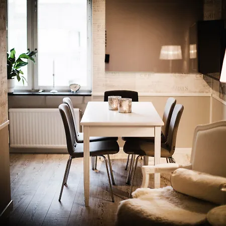 Corner Hotel-3