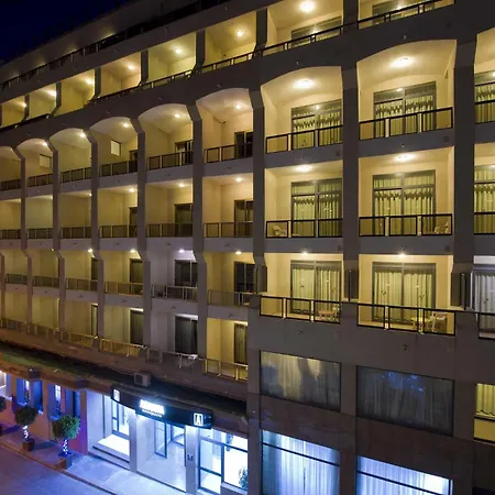 Alexandra Hotel-3