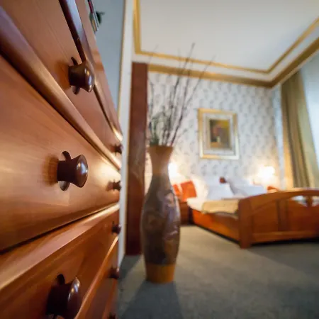 Bucharest Comfort Suites Hotel-3