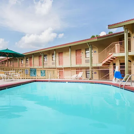 Days Inn By Wyndham Little Rock/Medical Center-2