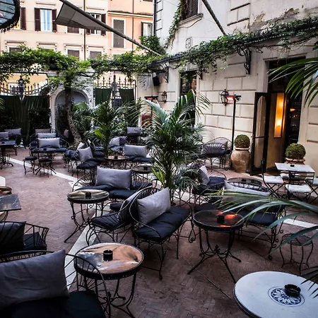 Hotel Locarno-3