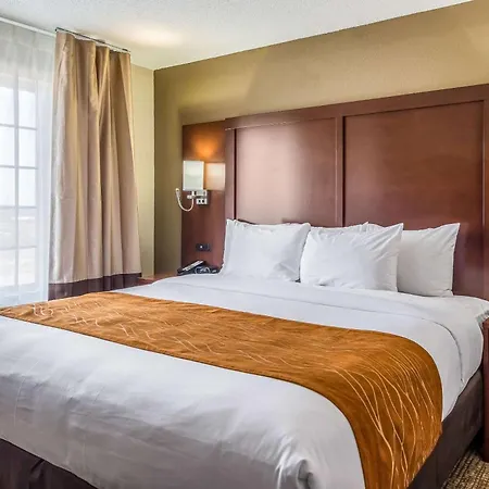 Comfort Inn & Suites Dayton North-2