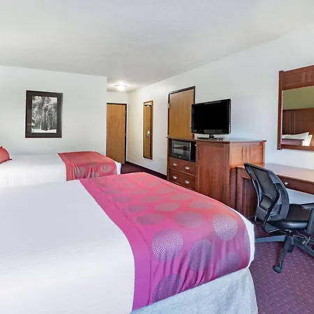 Baymont By Wyndham Bozeman-3