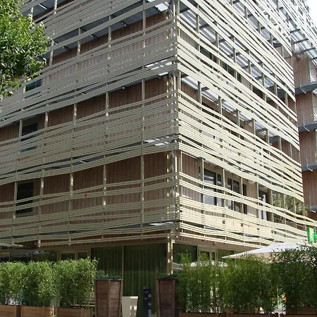 Holiday Inn Express Paris-Canal De La Villette By Ihg-3