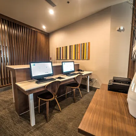 Holiday Inn Express & Suites - West Edmonton-Mall Area By Ihg-2
