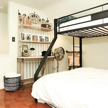 Stone Chalet Bed & Breakfast Inn-2