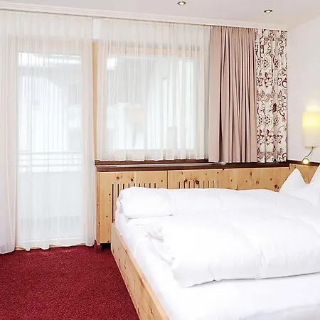 Hotel Kristall-2