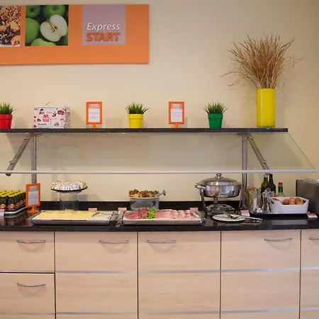 Holiday Inn Express Parma By Ihg-2