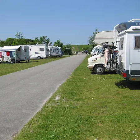 Bed And Breakfast De Zeehoeve-3