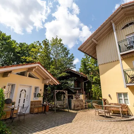 Landhaus Café Restaurant&Hotel-3