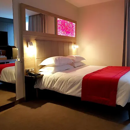 Brit Hotel De Grignan Vichy-3