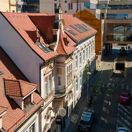 Downtown Bratislava B&B-3