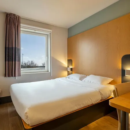 B&B Hotel Royan La Palmyre-2