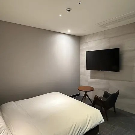 Rivertain Hotel-2