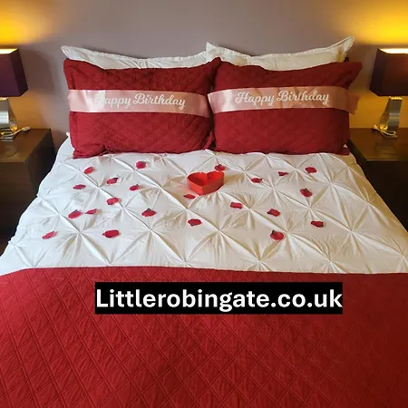 Little Robin Gate - Free Parking - Central - 10 Min Walk To Train Station-3