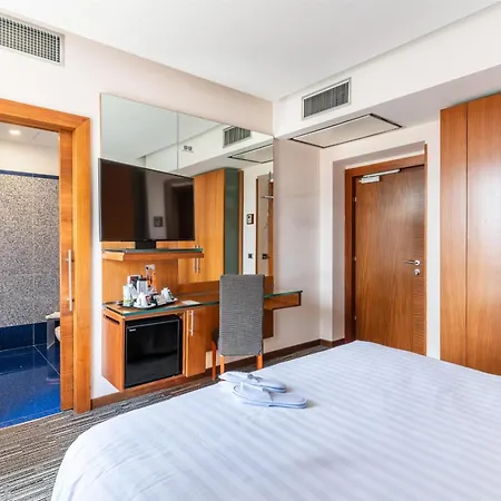 Best Western Plus Hotel Universo-3