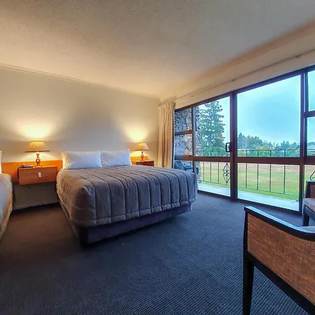 Distinction Mackenzie Country Hotel-2