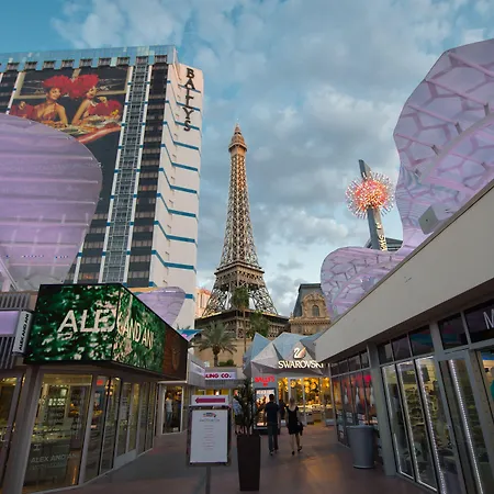 Horseshoe Las Vegas Hotel & Casino - A Caesars Rewards Destination-3