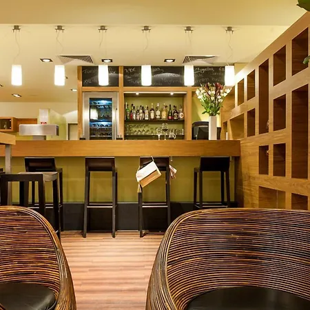 B&B Hotel Essen-Hbf-3
