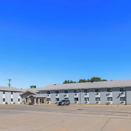Quality Inn Oskaloosa-2