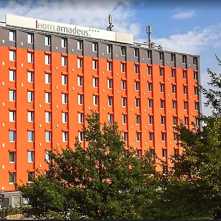 Hotel Amadeus-2