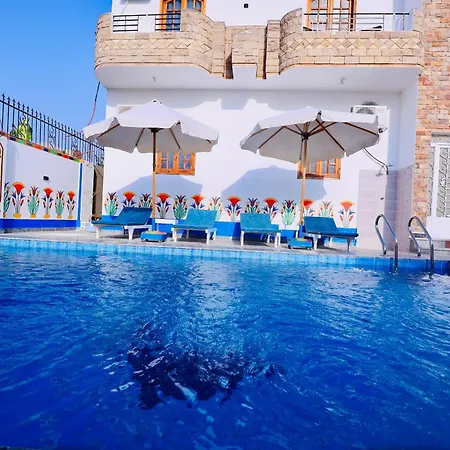 Sunwing House-2