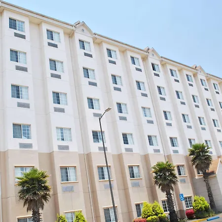 Microtel Inn And Suites By Wyndham Toluca-2