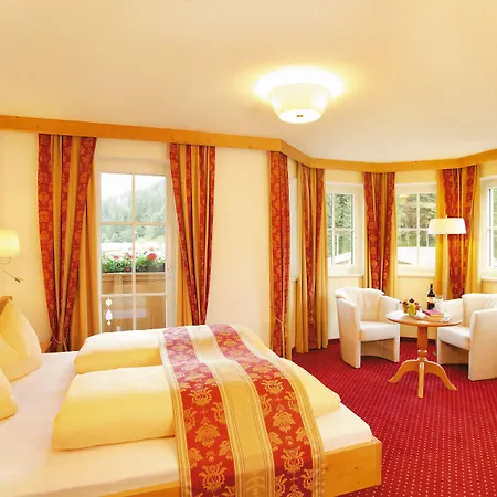 Alpenherz Hotel Garni-3