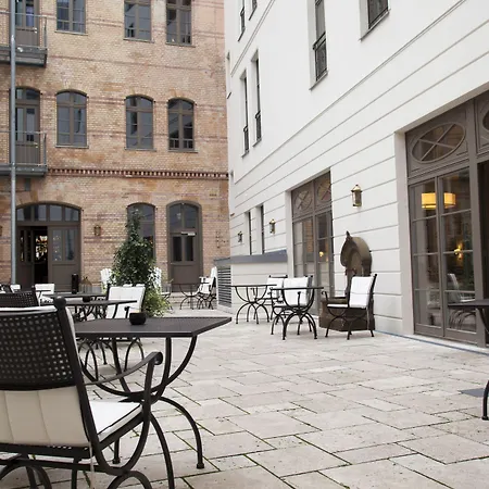 Monbijou Hotel-2